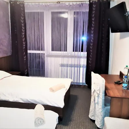 Hotel Jasminowy Dworek 67 B Czlekowka