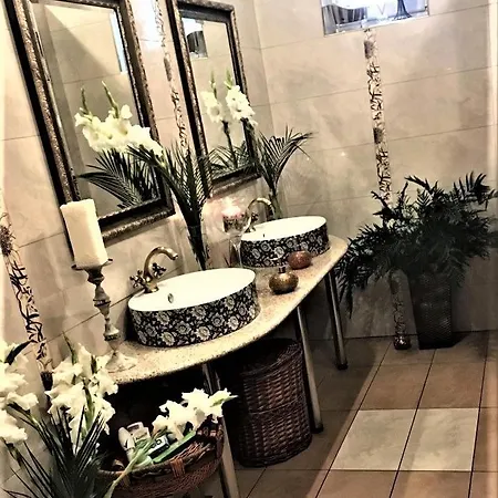 Jasminowy Dworek 67 B