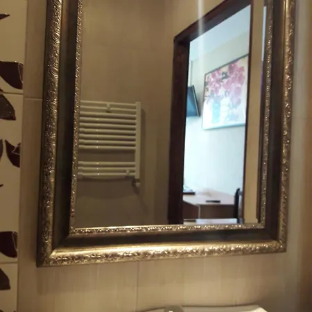 Hotel Jasminowy Dworek 67 B 4*