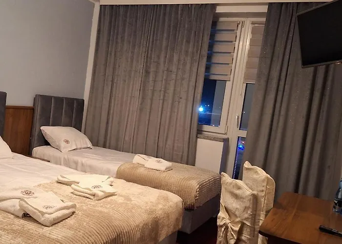 Jaśminowy Dworek 4*